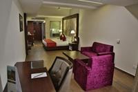 Clarion Inn Sevilla Панчкула Экстерьер фото